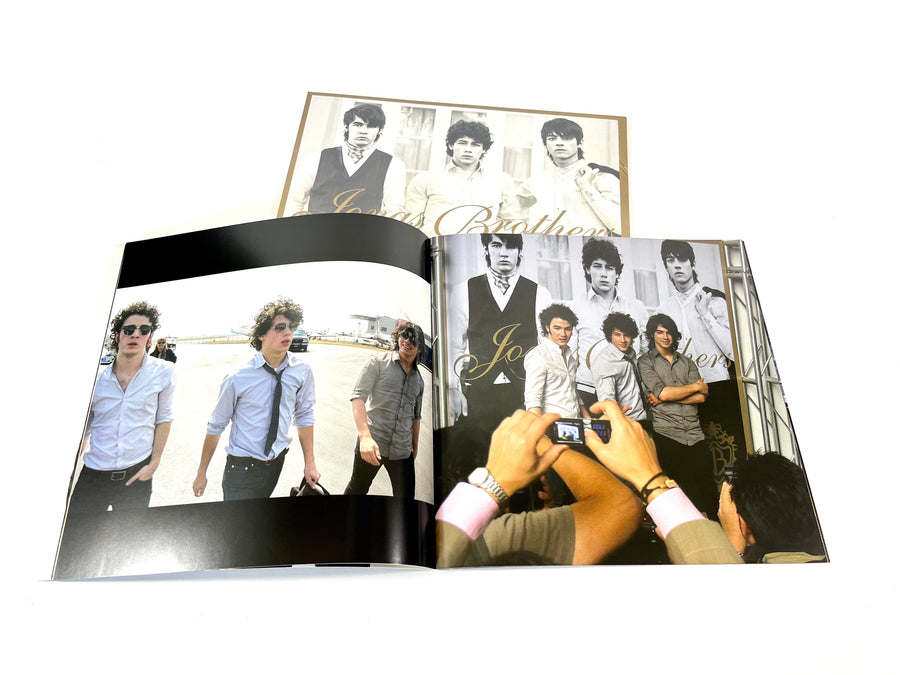 BUNDLE!    Jonas Brothers 2007 LP (in White vinyl) + Photobook